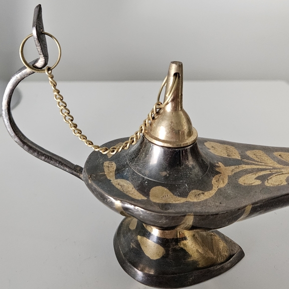 Brass Genie Lamp Incense Holder - Picture 3 of 9